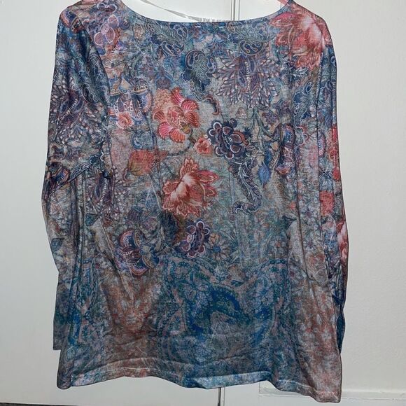 Flower pattern long sleeve blouse large - Picture 2 of 3